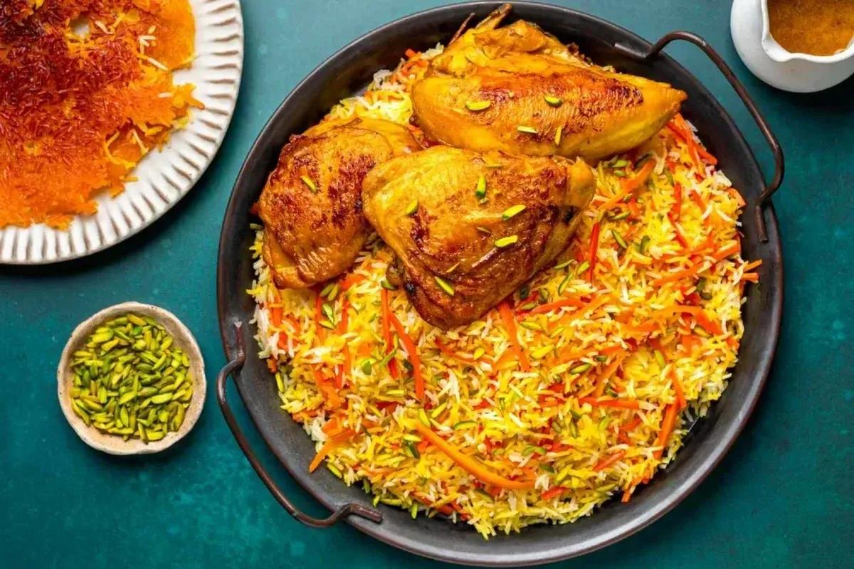 طرز تهیه هویج پلو با مرغ و رب انار | دستور پخت هویج پلو خوشمزه رستورانی با طعم بی نظیر