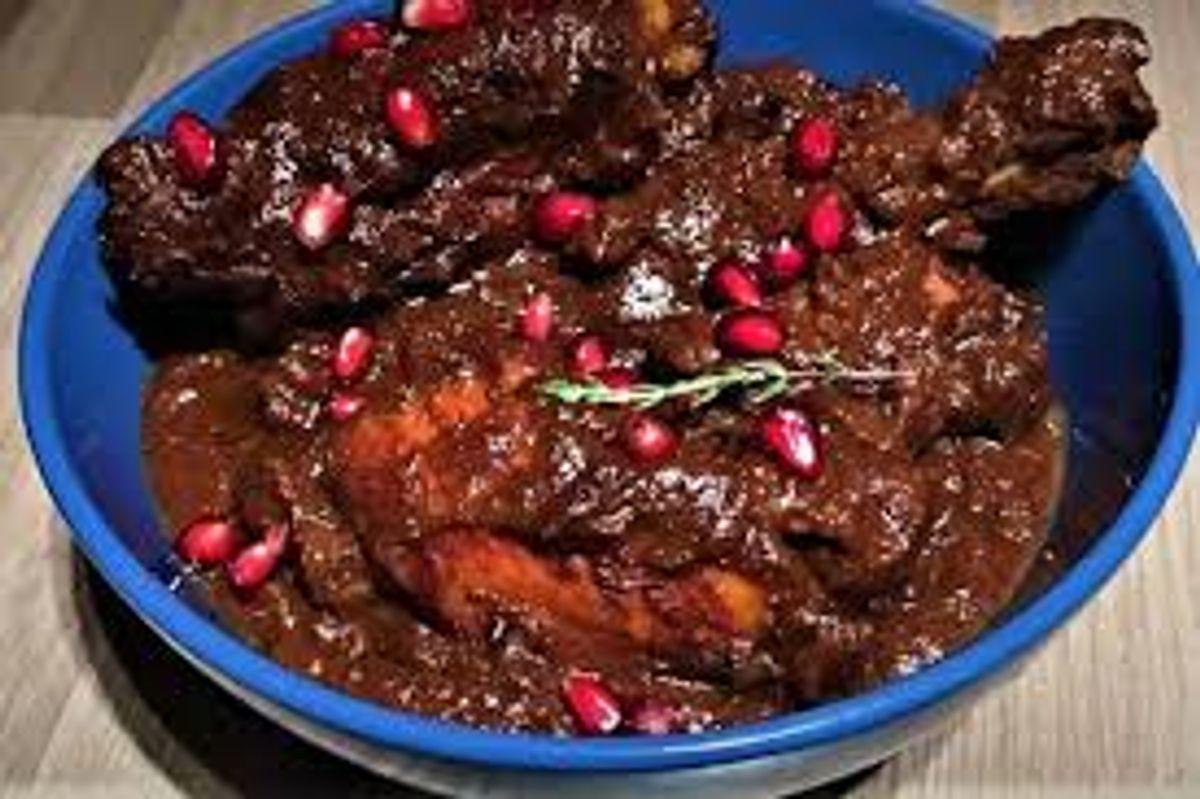 تا حالا  خورش انار خوردی | بیا تا طرز تهیه یه خورش انار خوشمزه و خوش رنگ رو بهت بگم